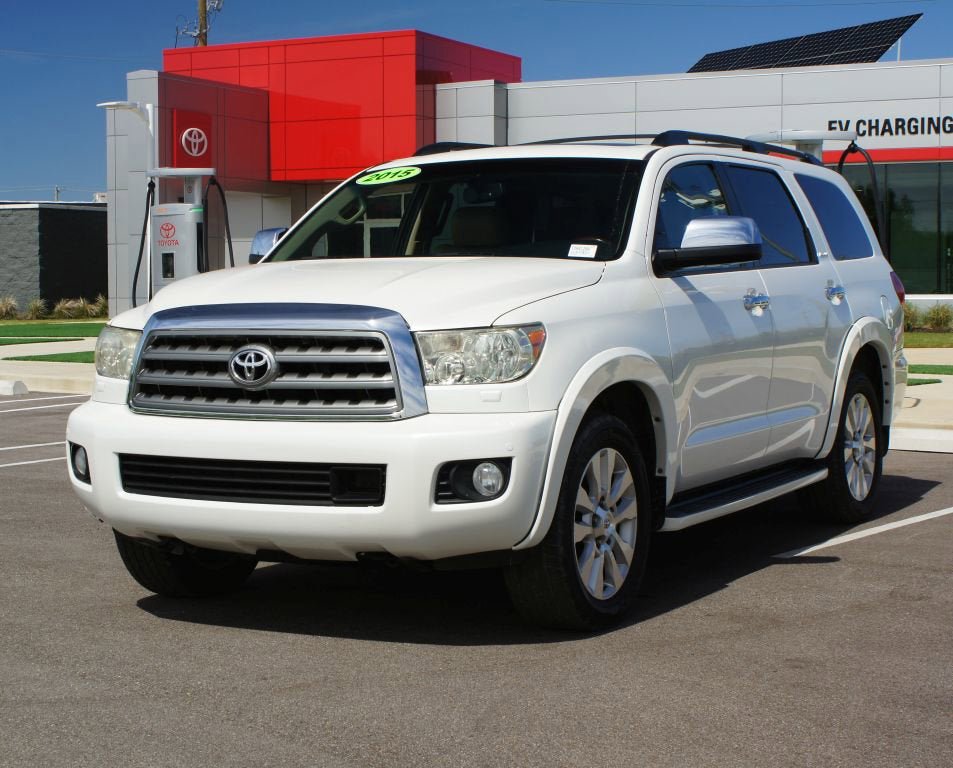 Used 2015 Toyota Sequoia Platinum AWD/4WD image 27