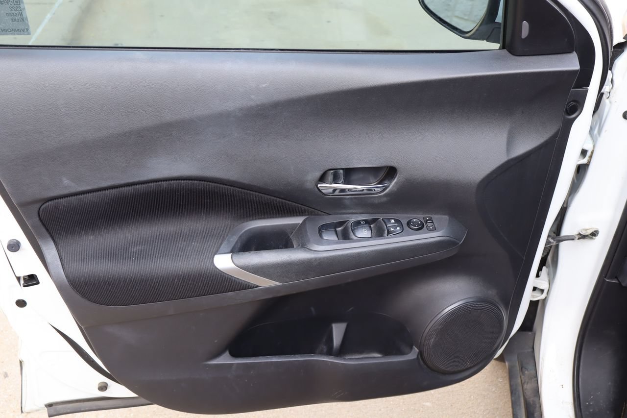 Used 2022 Nissan Kicks SV FWD image 19