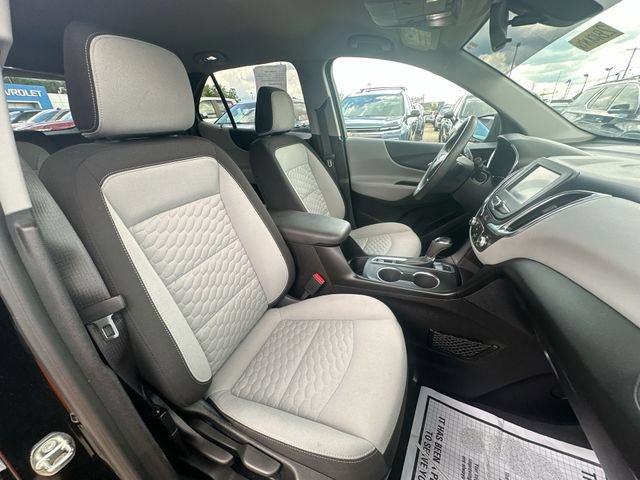 Used 2018 Chevrolet Equinox LS AWD/4WD image 29