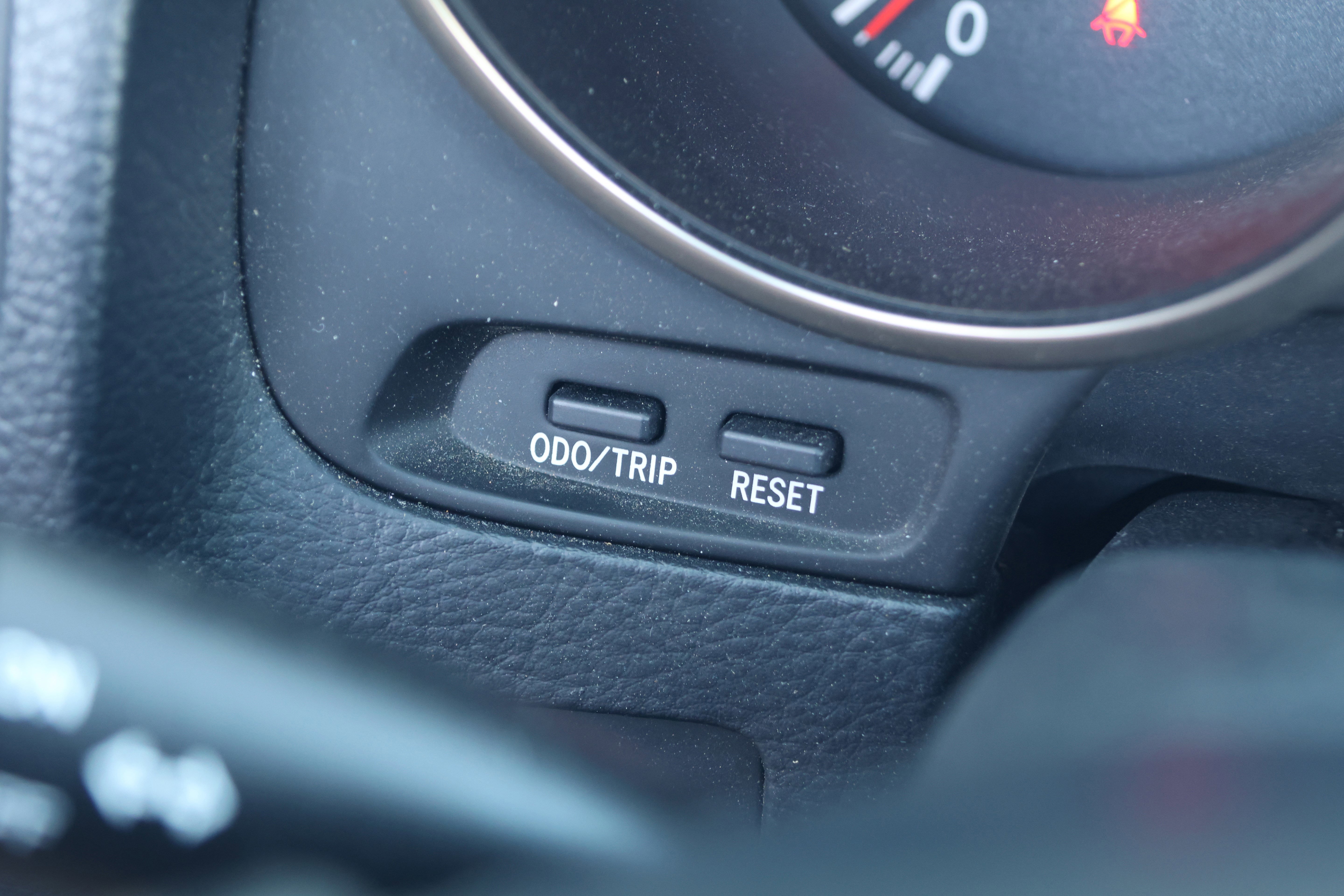 Used 2003 Lexus SC 430 Convertible RWD image 17