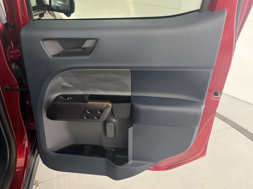Used 2025 Ford Maverick Tremor AWD/4WD image 27