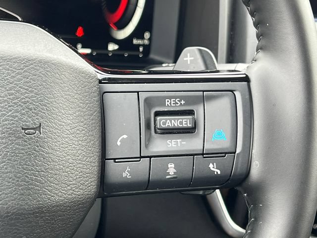 Used 2025 Nissan Rogue SL w/ Tech Package AWD/4WD image 22