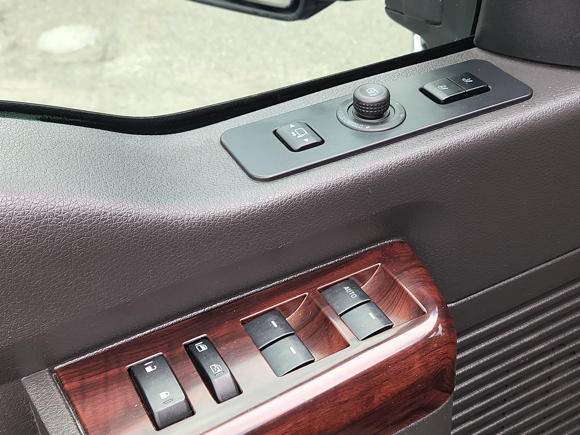 Used 2010 Ford F250 Lariat AWD/4WD image 15
