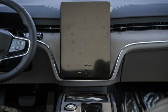 New 2026 Volvo EX90 Ultra image 22