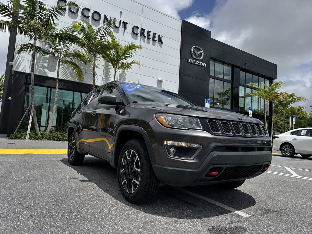 Used 2020 Jeep Compass Trailhawk AWD/4WD image 30