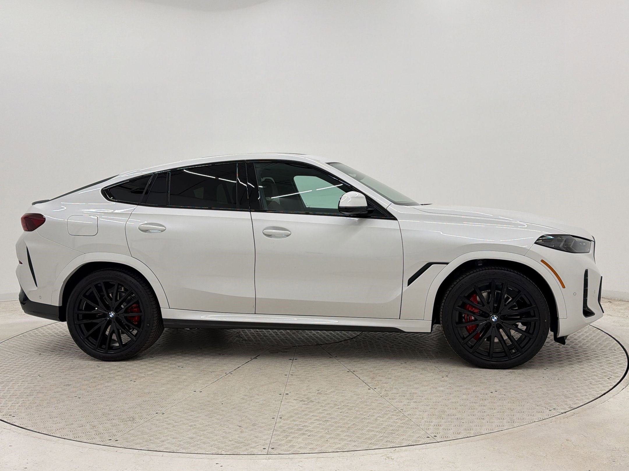 New 2027 BMW X6 xDrive40i AWD/4WD image 8