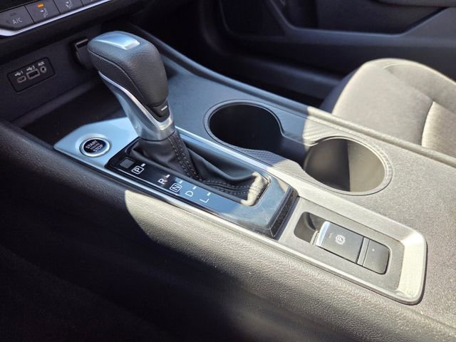 Used 2025 Nissan Altima 2.5 SV image 28