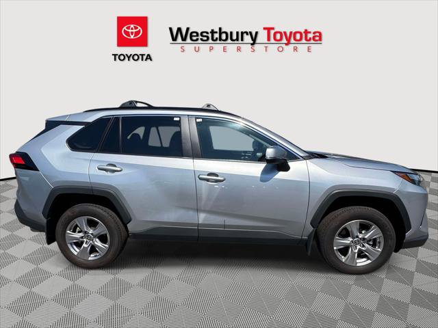 Certified 2025 Toyota RAV4 XLE w/ Convenience Package AWD/4WD image 9