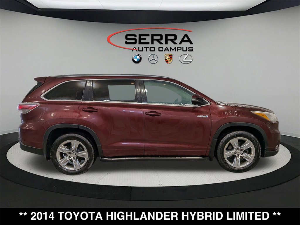 Used 2014 Toyota Highlander Limited Platinum image 2