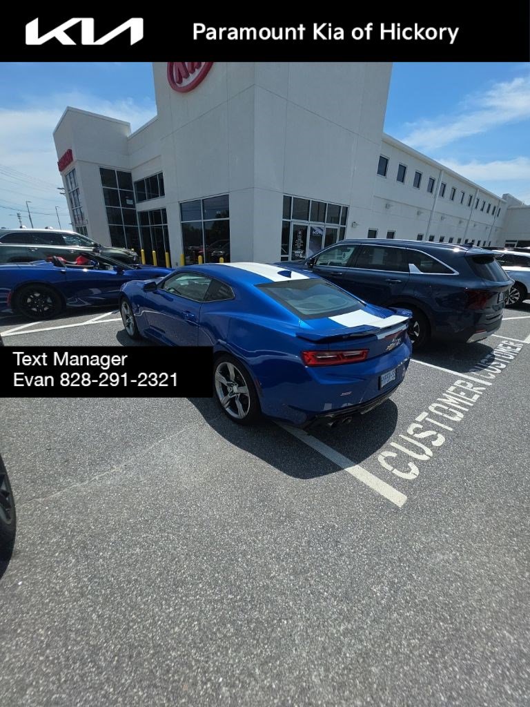Used 2017 Chevrolet Camaro SS RWD image 8