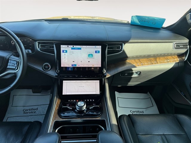 Used 2023 Jeep Grand Wagoneer L Series II image 11