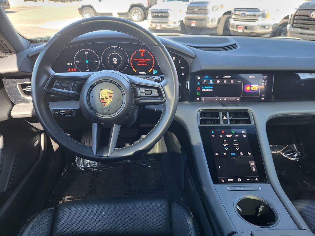 Used 2022 Porsche Taycan 4 Cross Turismo w/ Premium Package image 16