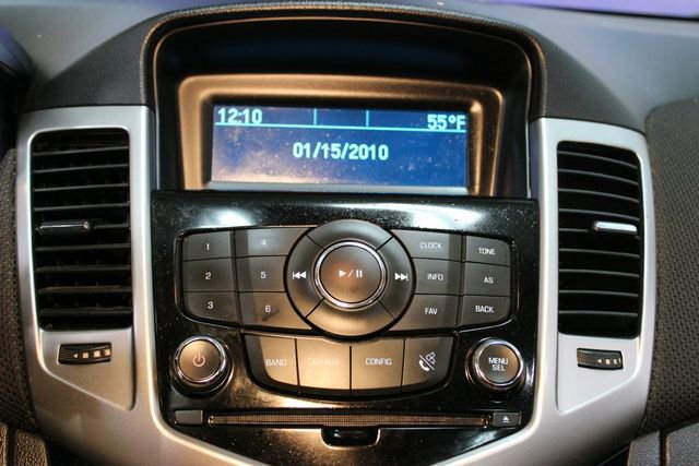 Used 2015 Chevrolet Cruze LT FWD image 22