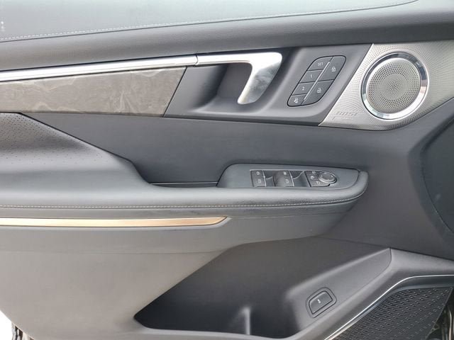 New 2026 Buick Enclave Avenir w/ Super Cruise Package FWD image 17