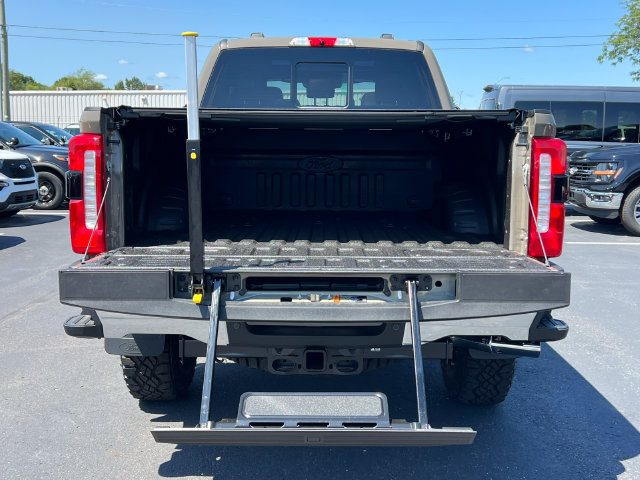 New 2026 Ford F350 King Ranch w/ Tremor Off-Road Package AWD/4WD image 13