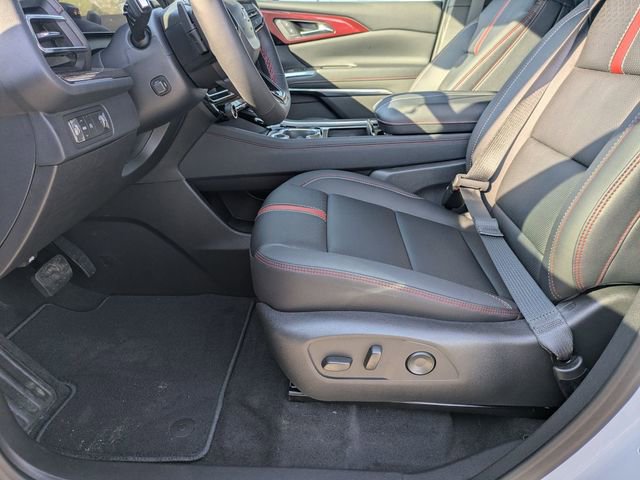 New 2026 Chevrolet Traverse RS image 12