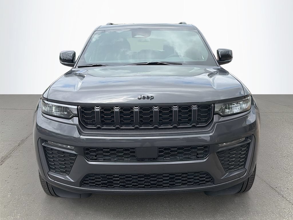 New 2026 Jeep Grand Cherokee Limited w/ Limited Altitude Package AWD/4WD image 9
