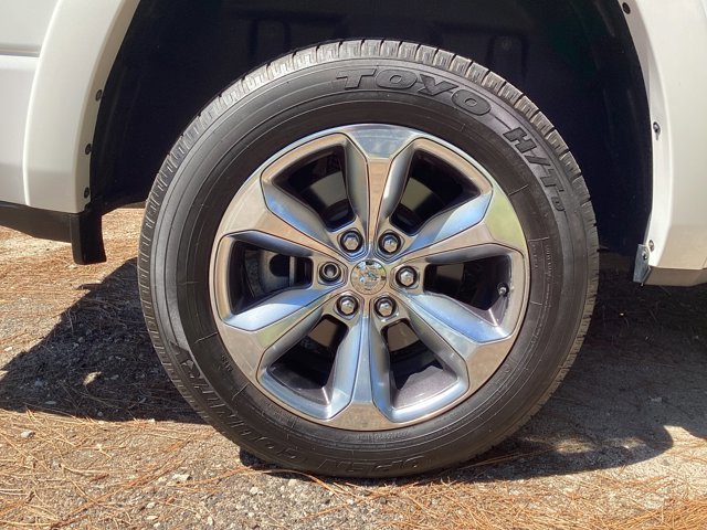 Used 2019 RAM 1500 Limited image 11