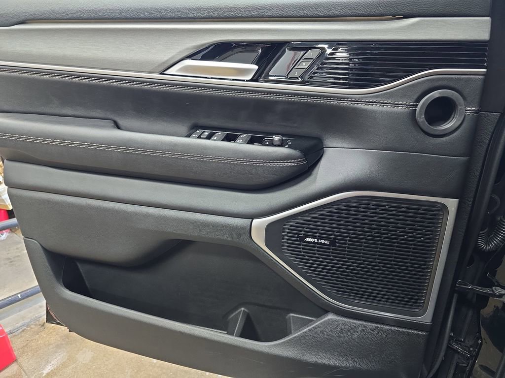 New 2026 Jeep Grand Wagoneer Limited AWD/4WD image 28