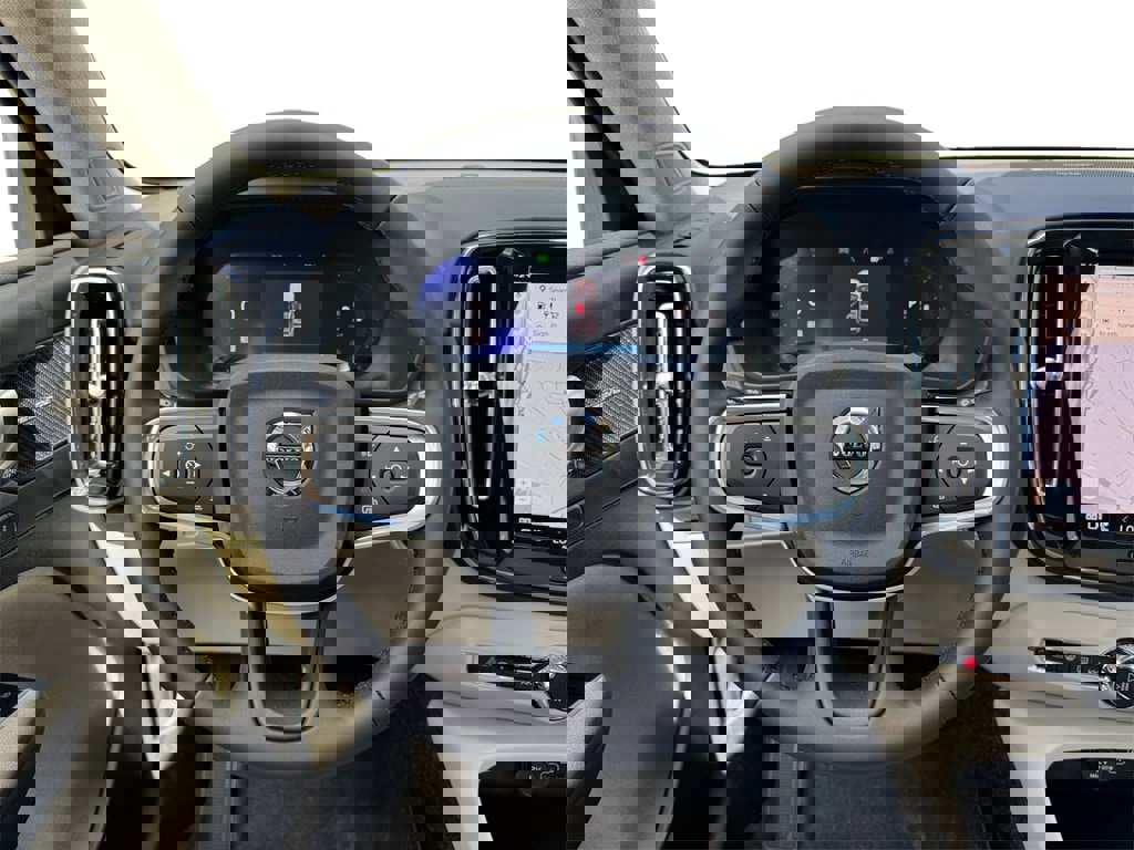 New 2025 Volvo XC40 B5 Ultra w/ Climate Package image 13