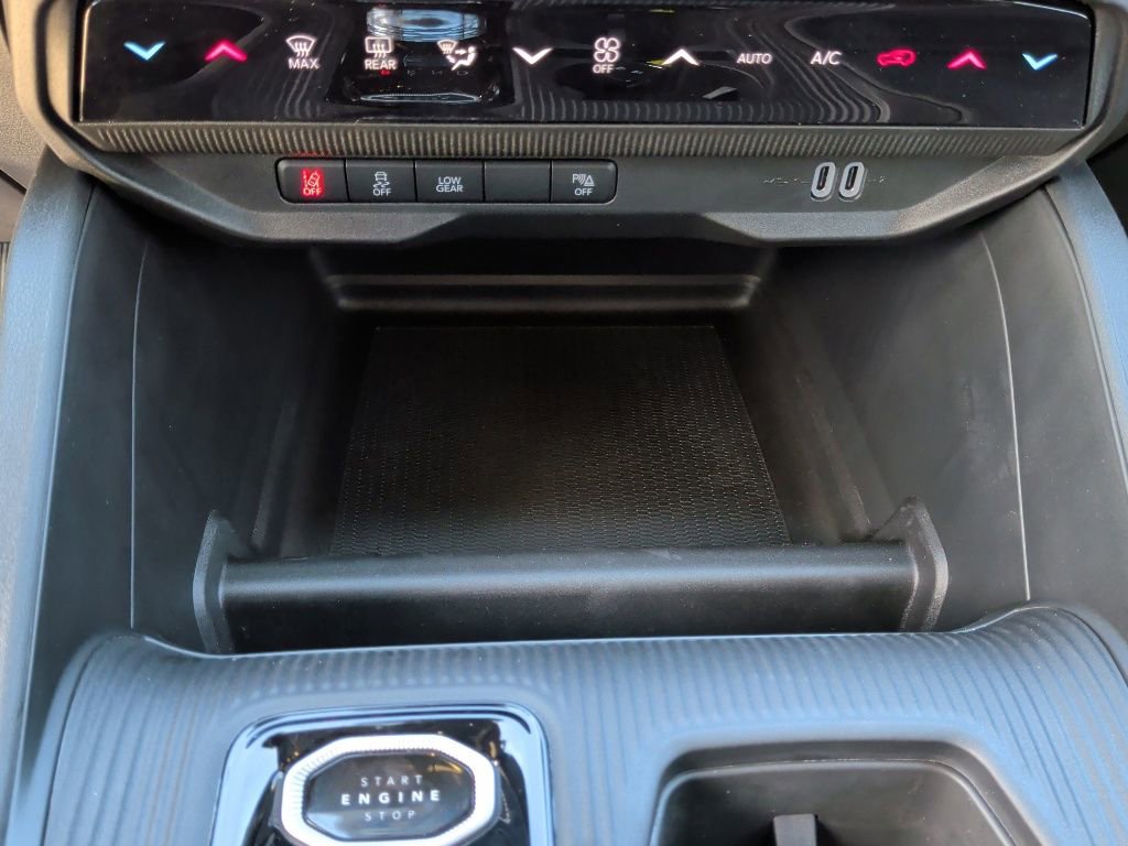 New 2026 Jeep Cherokee Laredo AWD/4WD image 30