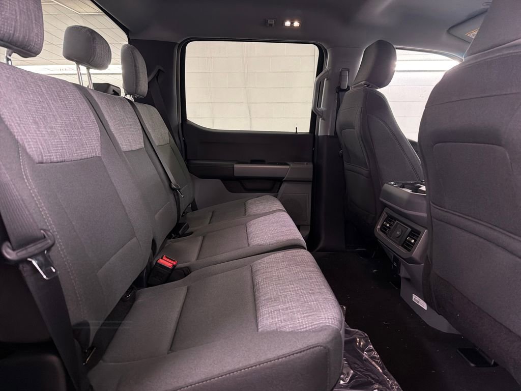 New 2026 Ford F250 XLT image 27