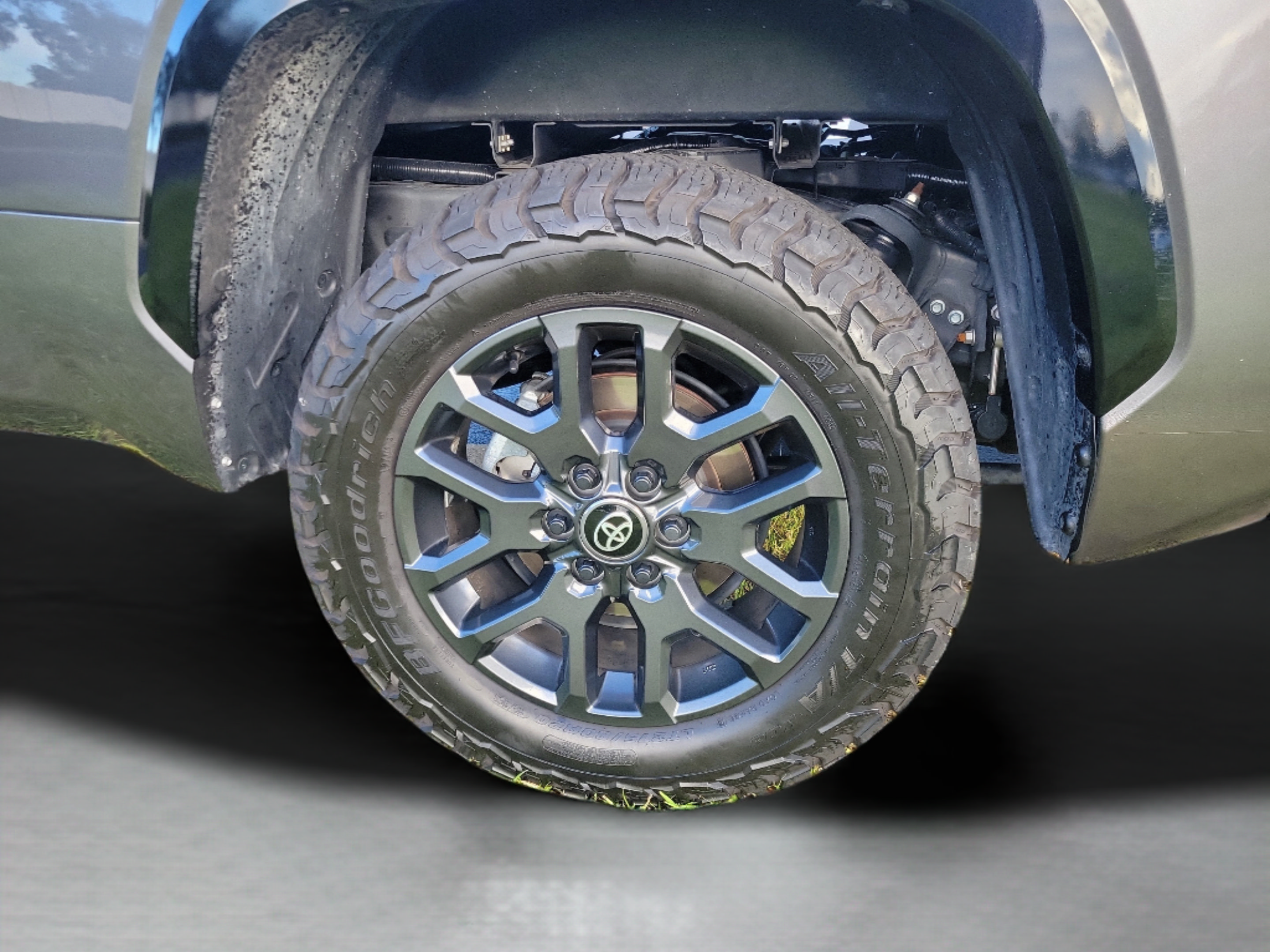 Used 2025 Toyota Tundra Platinum AWD/4WD image 19