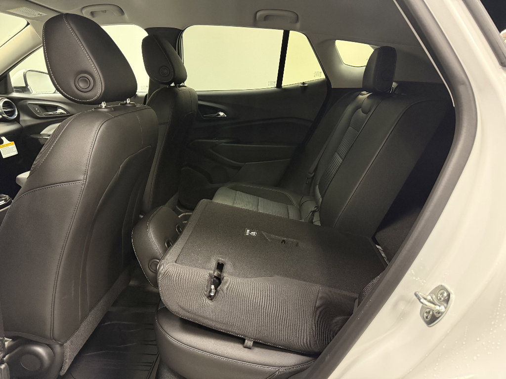 New 2026 Chevrolet Trax LT w/ LT Convenience Package image 21