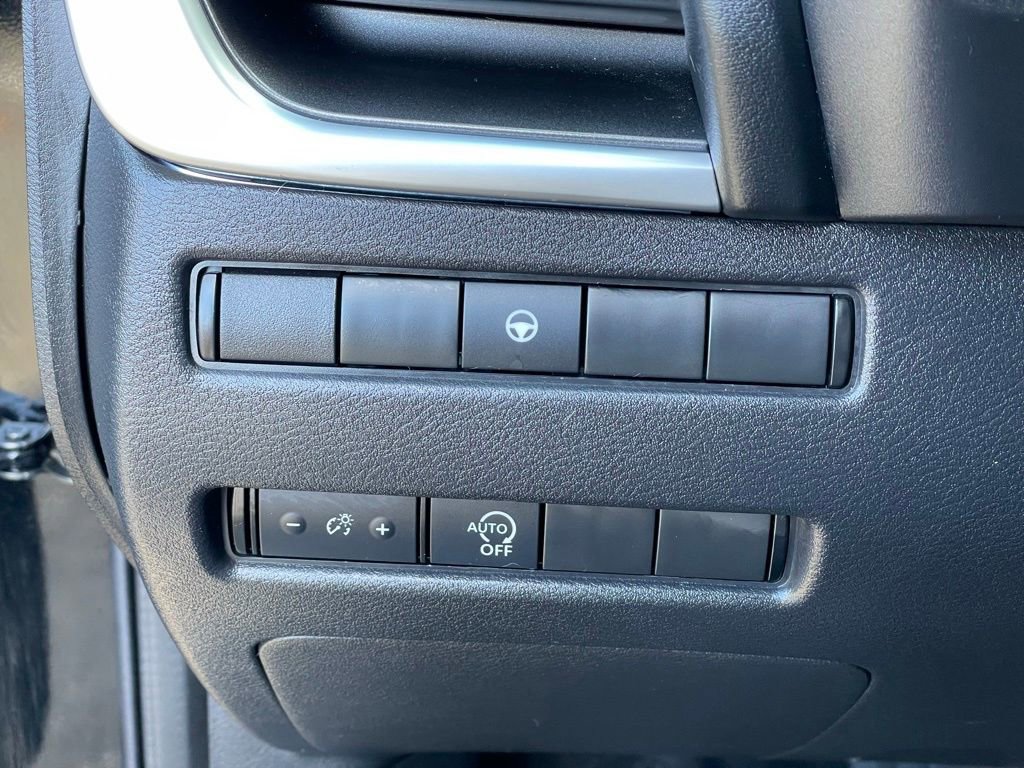 Certified 2023 Nissan Rogue SV AWD/4WD image 15