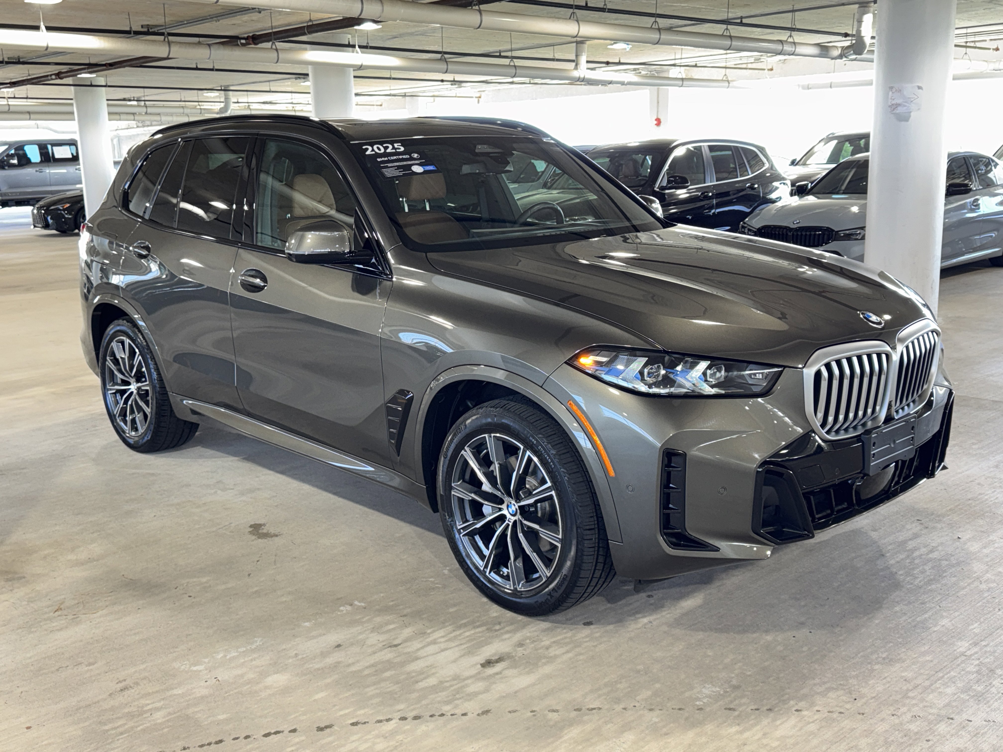 Certified 2025 BMW X5 xDrive40i w/ M Sport Package image 1