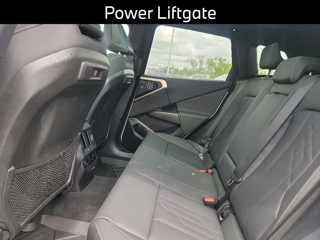 Used 2025 BMW X3 xDrive30i w/ Premium Package AWD/4WD image 11