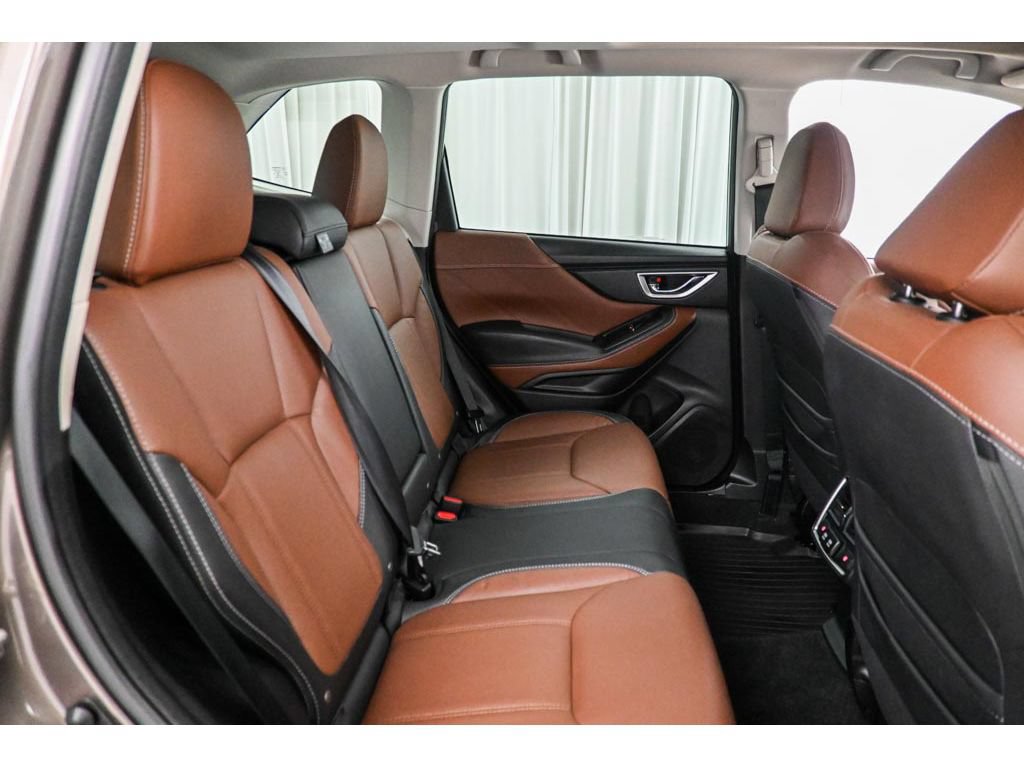 Used 2023 Subaru Forester Touring AWD/4WD image 20