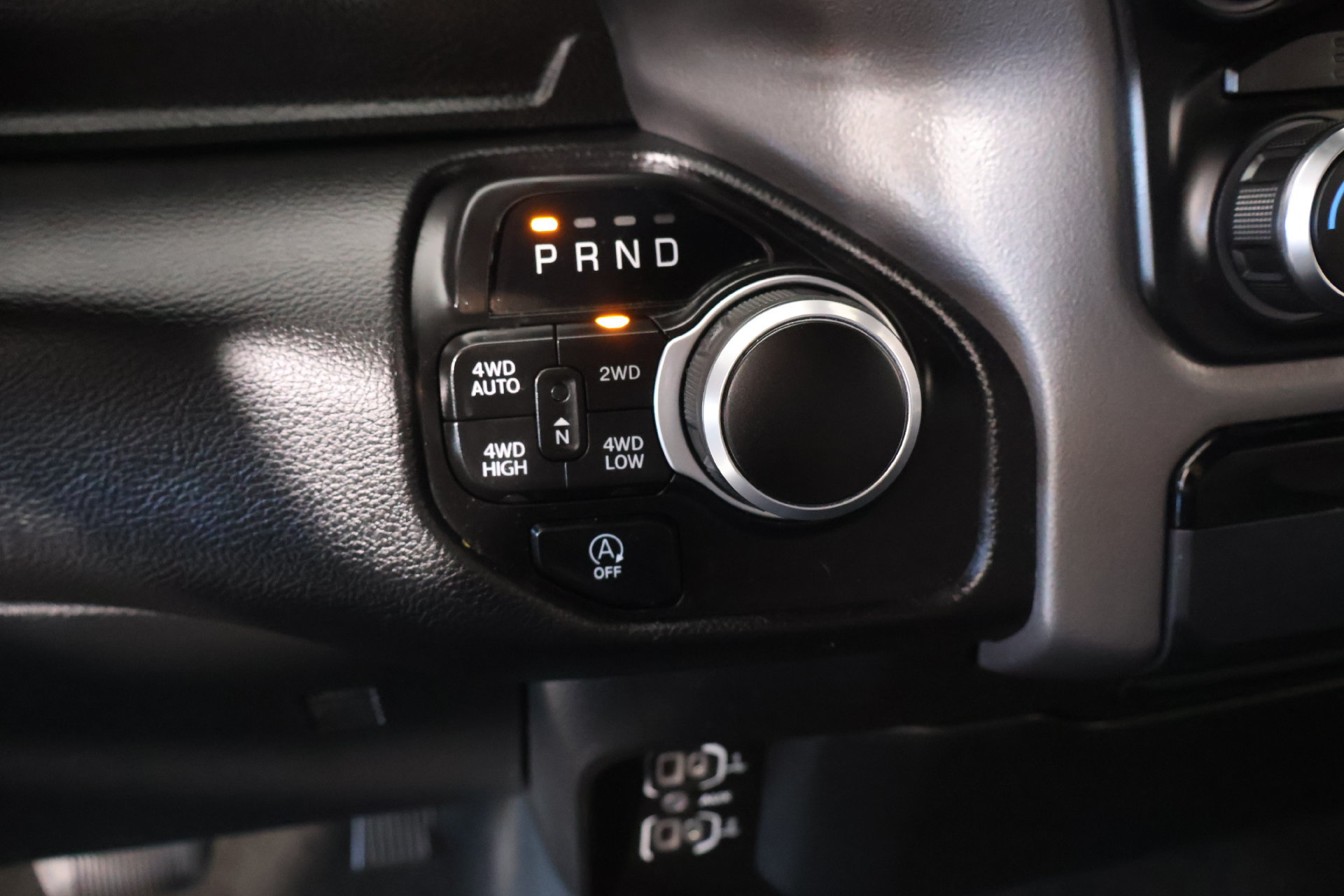 Used 2023 RAM 1500 Big Horn AWD/4WD image 7