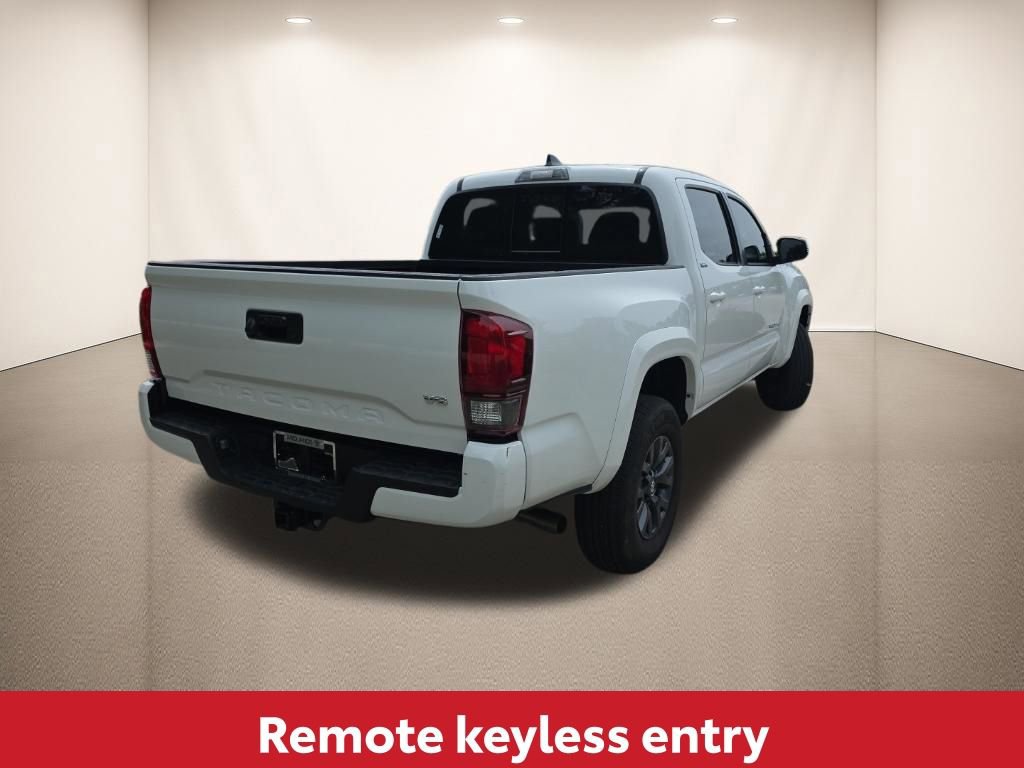 Used 2023 Toyota Tacoma SR5 w/ Technology Package image 4