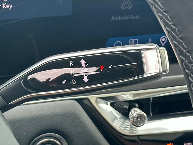 Certified 2024 Cadillac Lyriq Tech AWD/4WD image 11