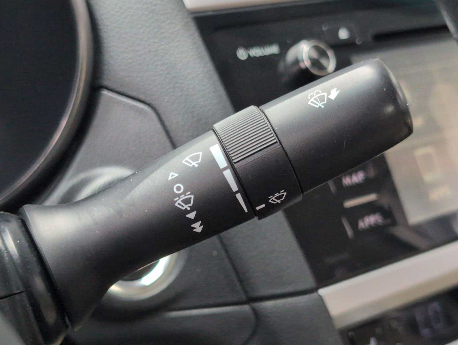 Used 2015 Subaru Legacy 2.5i Limited AWD/4WD image 23