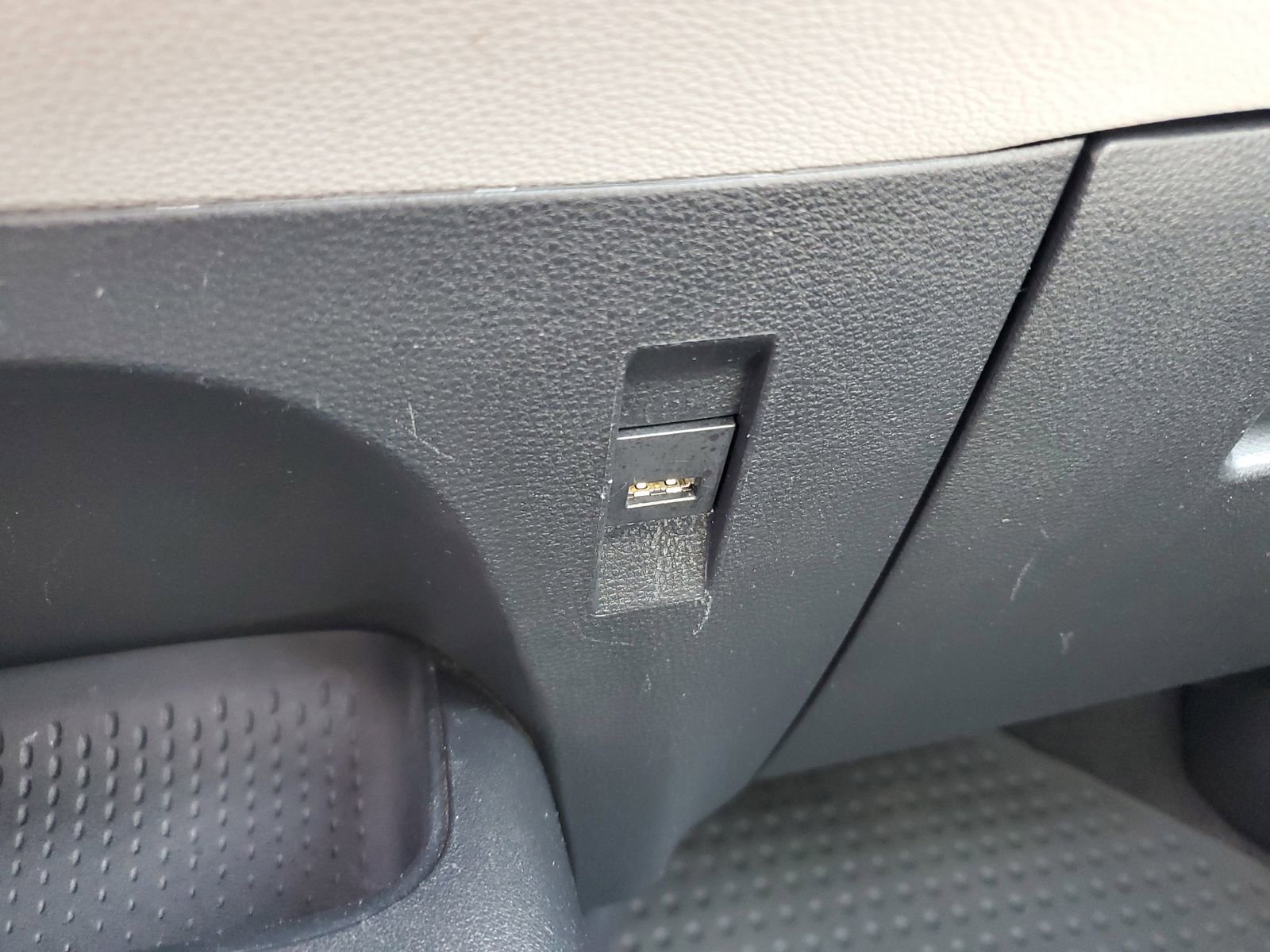 Certified 2021 Toyota Corolla LE FWD image 27