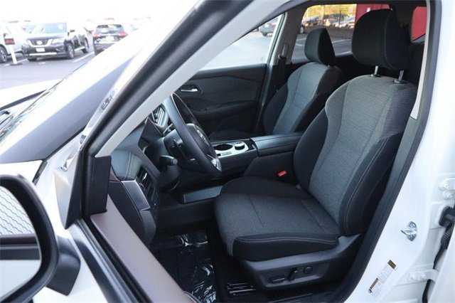 Certified 2023 Nissan Rogue SV image 8