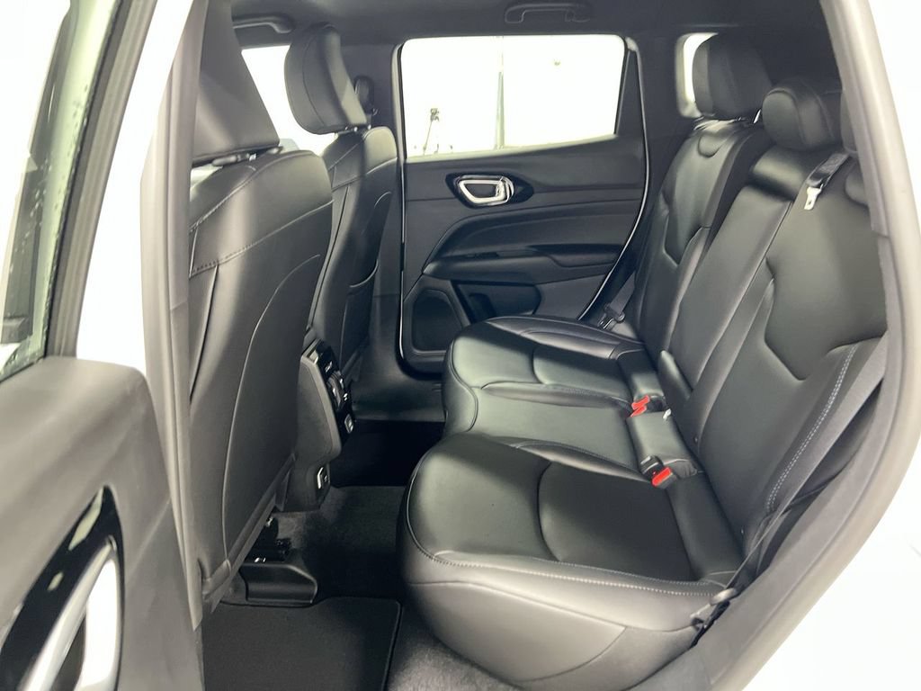 New 2026 Jeep Compass Limited AWD/4WD image 21