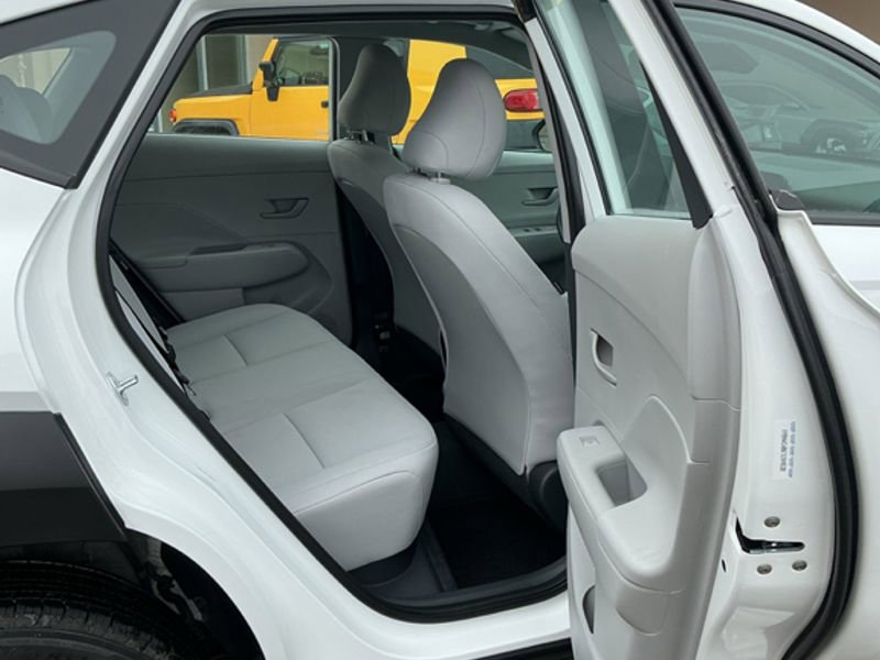 Certified 2026 Hyundai Kona SE image 8