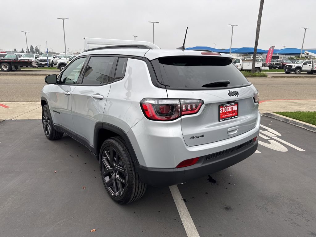 New 2026 Jeep Compass Latitude AWD/4WD image 7