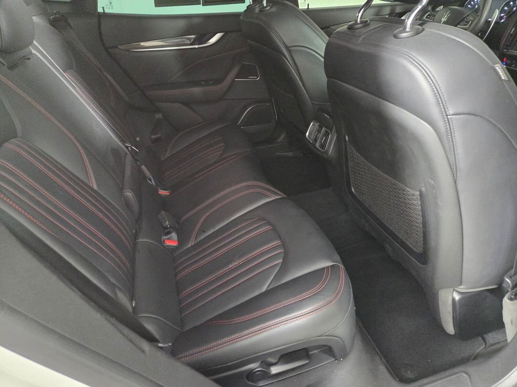 Used 2022 Maserati Levante GT image 28