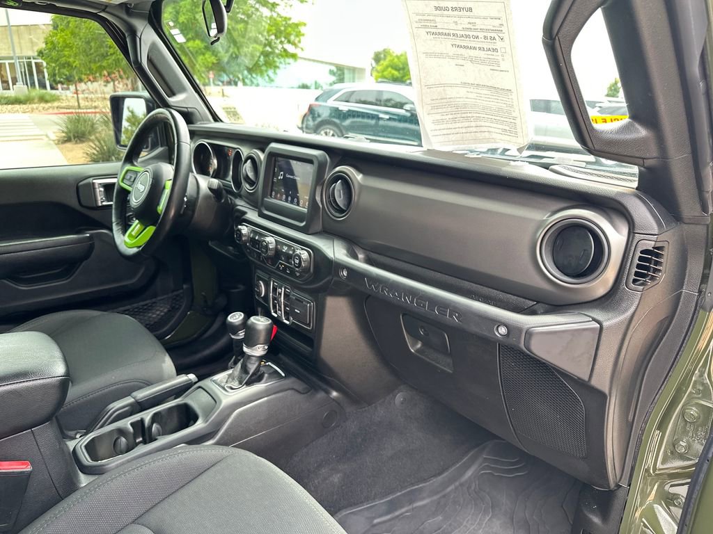 Used 2022 Jeep Wrangler Unlimited Sport AWD/4WD image 36