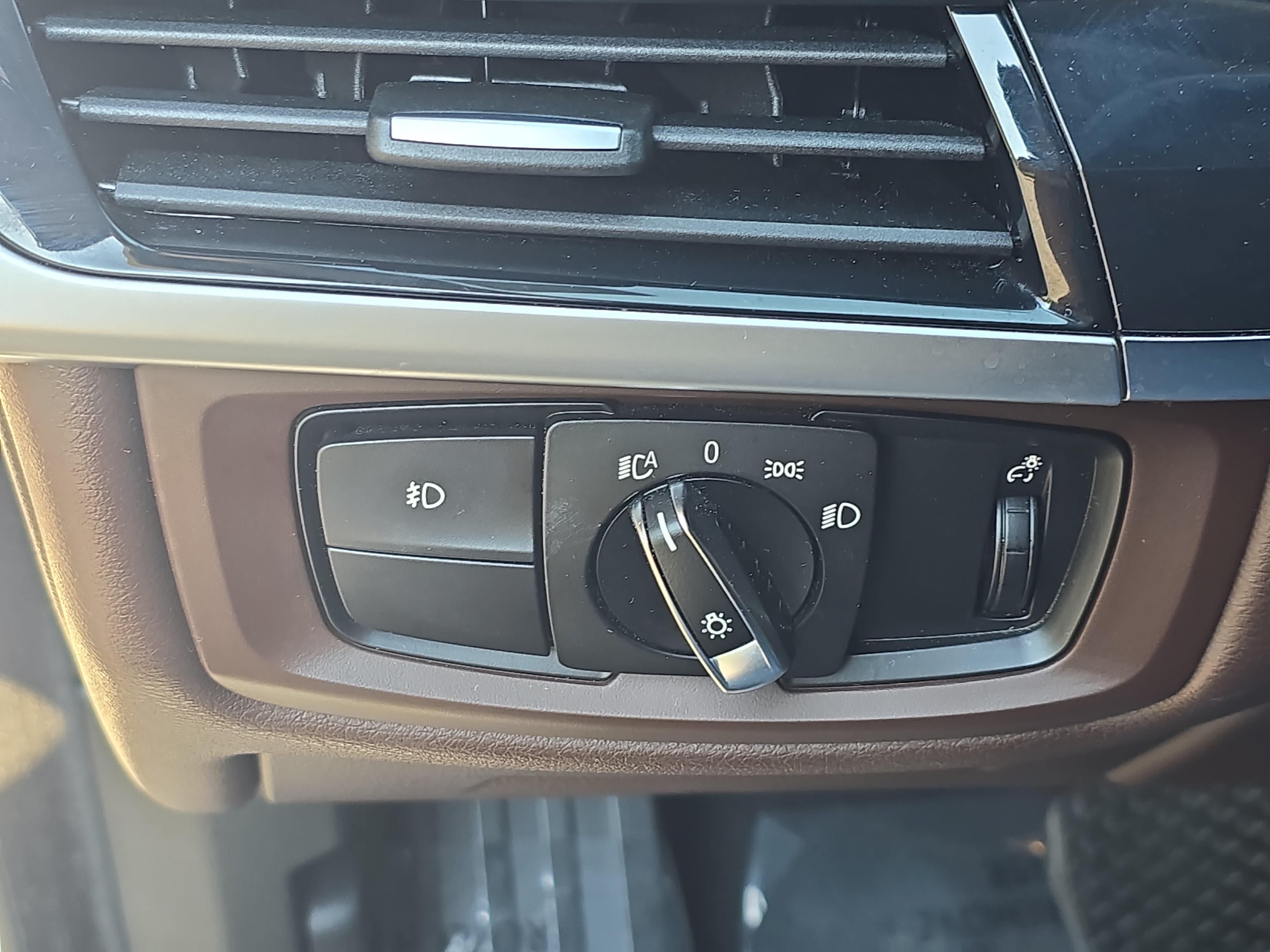 Used 2015 BMW X5 xDrive35d AWD/4WD image 27