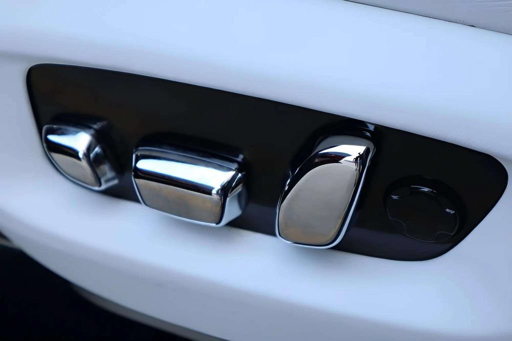 Certified 2026 Rolls-Royce Cullinan w/ Cullinan Package AWD/4WD image 19