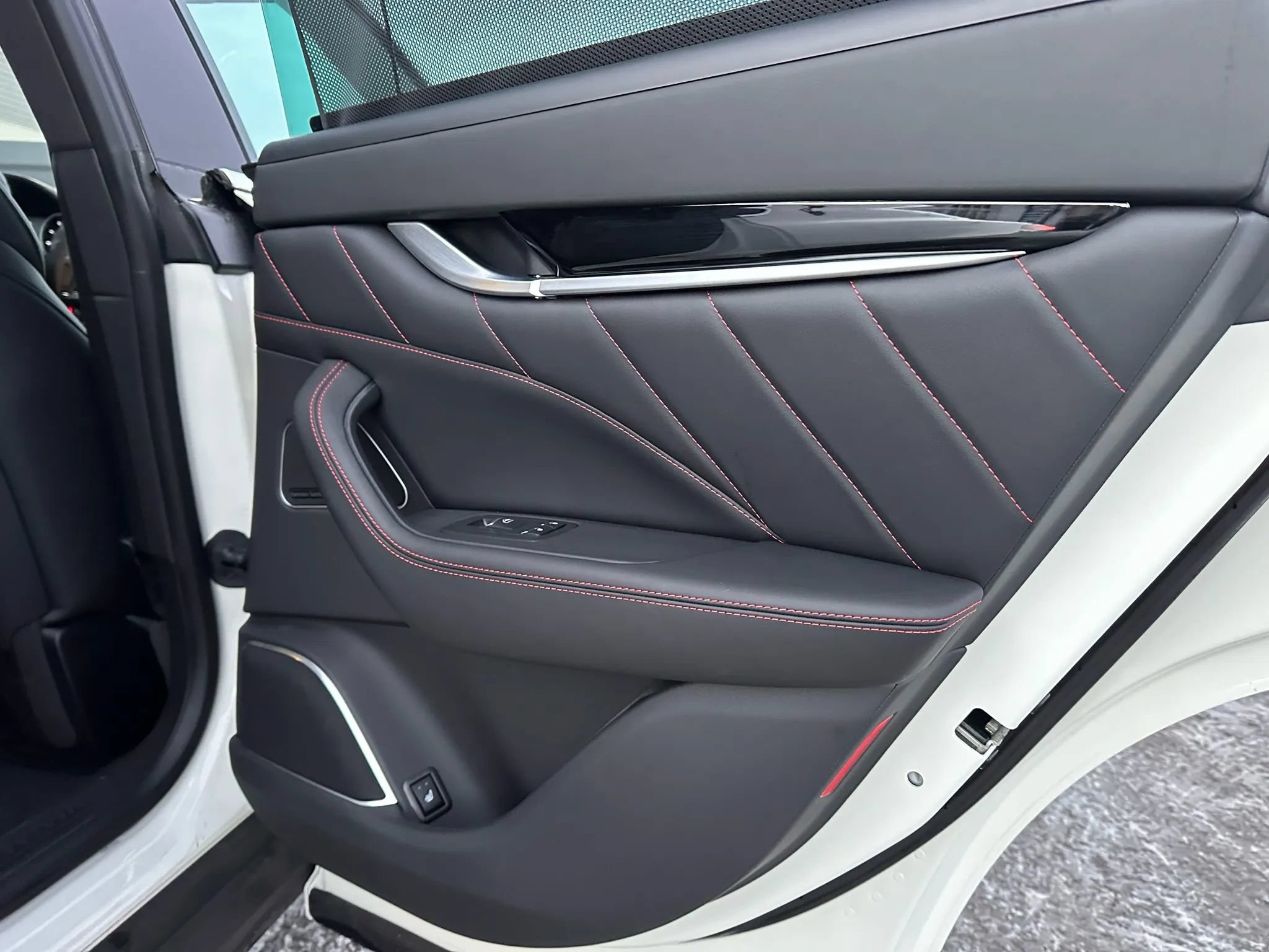 Used 2024 Maserati Levante Modena Ultima AWD/4WD image 30