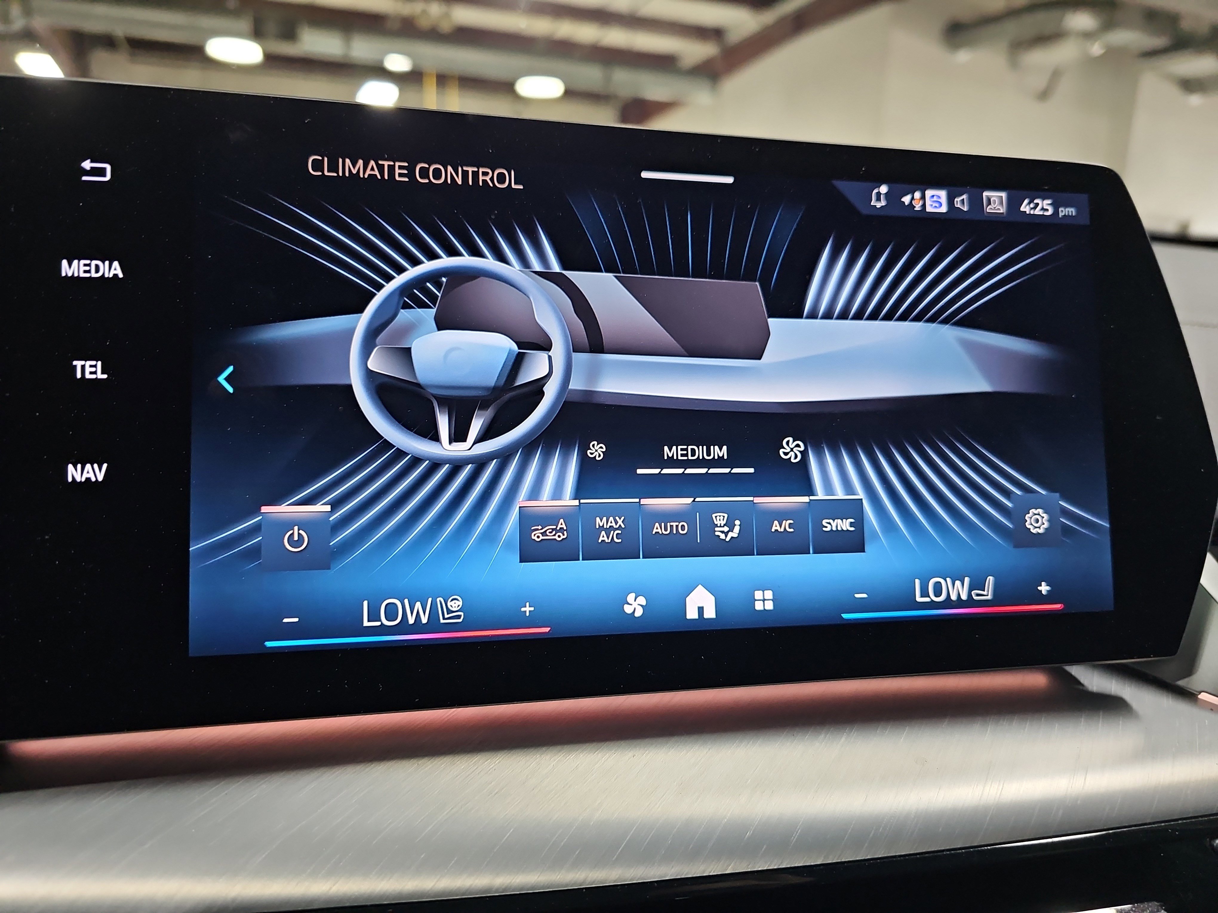 New 2026 BMW X2 xDrive28i w/ Technology Package image 22