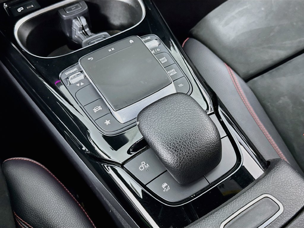 Used 2021 Mercedes-Benz CLA 35 AMG 4MATIC image 27