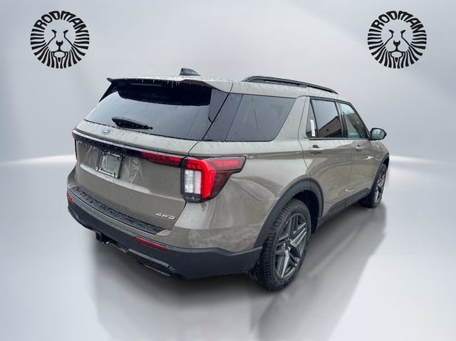 New 2026 Ford Explorer ST-Line w/ ST-Line Street Pack image 5