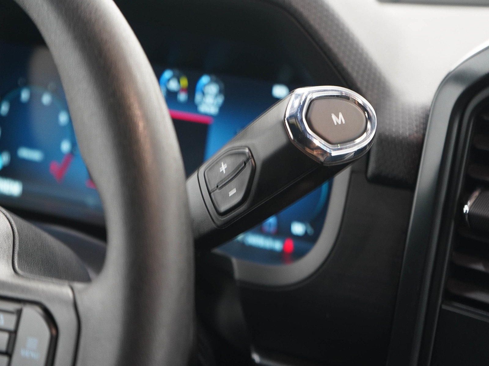 Used 2025 Ford F150 STX AWD/4WD image 16